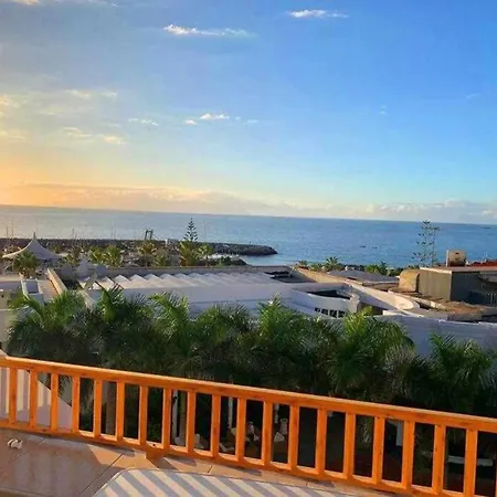 Atico Con Impresionantes Vistas Al Mar *