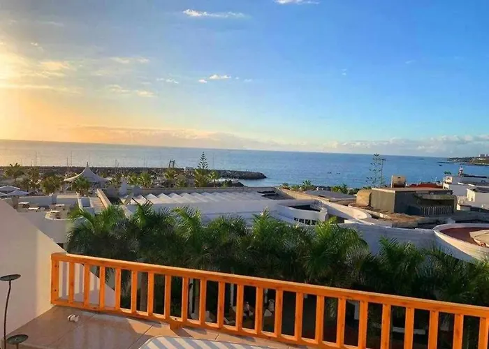 Atico Con Impresionantes Vistas Al Mar *